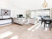 2 Bedrooms Flat for sale in Grosvenor Avenue, Islington,...