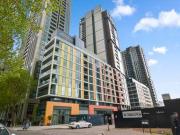 2 Bedrooms Flat for sale in Harbour Way, Docklands E14