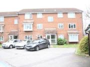 2 Bedrooms Flat for sale in High Street, Langley, Slough SL3