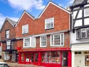 2 Bedrooms Flat for sale in High Street, Lewes, East...