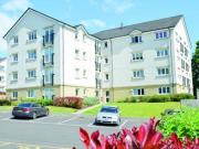 2 Bedrooms Flat for sale in Kelvindale Court,...