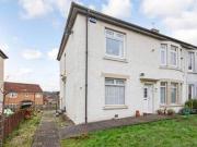 2 Bedrooms Flat for sale in Kestrel Road, Knightswood,...