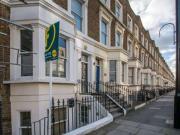 2 Bedrooms Flat for sale in Kilburn Park Road, Maida...
