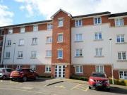 2 Bedrooms Flat for sale in Kirktonholme Gardens, East...