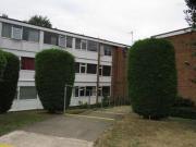 2 Bedrooms Flat for sale in Leicester Road, Oadby,...