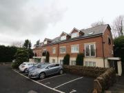 2 Bedrooms Flat for sale in Meadowcroft House, Bamford,...