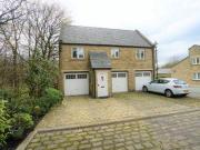2 Bedrooms Flat for sale in Mill View Lane, Horwich,...