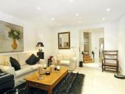 2 Bedrooms Flat for sale in Mount Street, Mayfair,...
