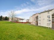 2 Bedrooms Flat for sale in Murrayburn Green, Edinburgh EH14