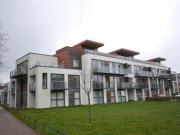 2 Bedrooms Flat for sale in Newton House, Cavalry Road,...