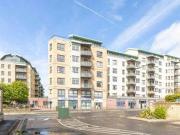 2 Bedrooms Flat for sale in Portland Gardens, Edinburgh EH6