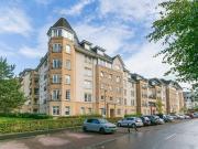 2 Bedrooms Flat for sale in Powderhall Rigg, Broughton,...