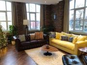 2 Bedrooms Flat for sale in Redhill Street, Manchester M4