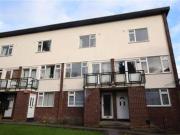 2 Bedrooms Flat for sale in Regency Court, Cardigan...