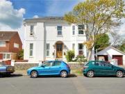 2 Bedrooms Flat for sale in Selden Road, Worthing, West...