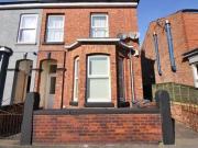 2 Bedrooms Flat for sale in Shakespeare Street,...