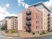 2 Bedrooms Flat for sale in Slateford Gait, Edinburgh EH11