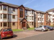 2 Bedrooms Flat for sale in South Elixa Place,...