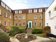 2 Bedrooms Flat for sale in Stapleton Hall Road, Stroud...
