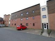 2 Bedrooms Flat for sale in Staverton Grove, Broughton,...