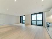 2 Bedrooms Flat for sale in Summerston House, Royal...