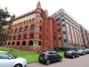 2 Bedrooms Flat for sale in Templeton Court, Glasgow G40