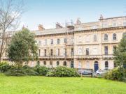 2 Bedrooms Flat for sale in Victoria Square, Clifton,...