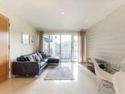 2 Bedrooms Flat for sale in Watkiss Way, Victoria Wharf,...