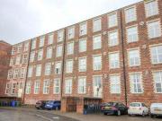 2 Bedrooms Flat for sale in Woolcarders Court,...