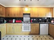 2 Bedrooms Flat for sale in Yersin Court, Swindon,...