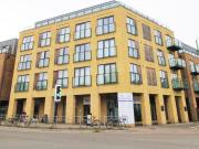 2 Bedrooms Flat To Let