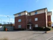 2 bedrooms Flat to rent in Swan Court, Wickford, SS11...