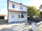2 Bedrooms for rent in Hawthorne Road, Thornton...