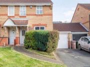 2 Bedrooms for rent in Whinchat Avenue, Newton Le...