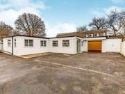 2 Bedrooms for sale in Eastbourne Road, Blindley Heath RH7