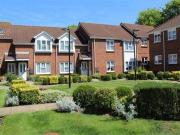 2 Bedrooms for sale in Yew Tree Court, Barnet Lane,...