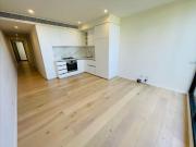 2 bedrooms high quality fitting apartment with a free...