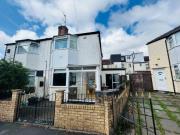 2 bedrooms house to rent