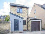 2 Bedrooms Link detached house for sale in East Hertford...