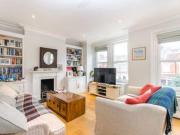 2 Bedrooms Maisonette for rent in Astonville Street,...
