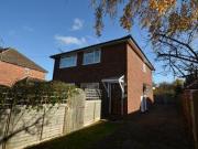 2 Bedrooms Maisonette for rent in Barnsbury Avenue,...