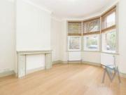 2 Bedrooms Maisonette for rent in Bemsted Road,...