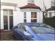 2 Bedrooms Maisonette for rent in Bensham Manor Road,...