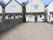 2 Bedrooms Maisonette for rent in Bourneside Road,...
