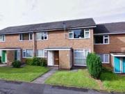 2 Bedrooms Maisonette for rent in Enfield Close,...