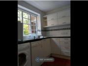 2 Bedrooms Maisonette for rent in Grove Lane, London SE5