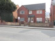 2 Bedrooms Maisonette for rent in Hale Leys, High...