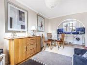 2 Bedrooms Maisonette for rent in Lynn Close, Marston OX3