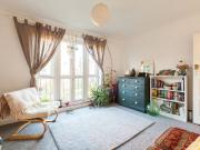 2 Bedrooms Maisonette for Rent in Pitfield Street, N1 |...