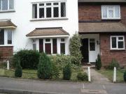 2 Bedrooms Maisonette for rent in Warren Court, Chigwell IG7